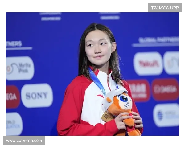 李冰洁女子1500米自由泳沉稳夺冠，展现中长距离统治力